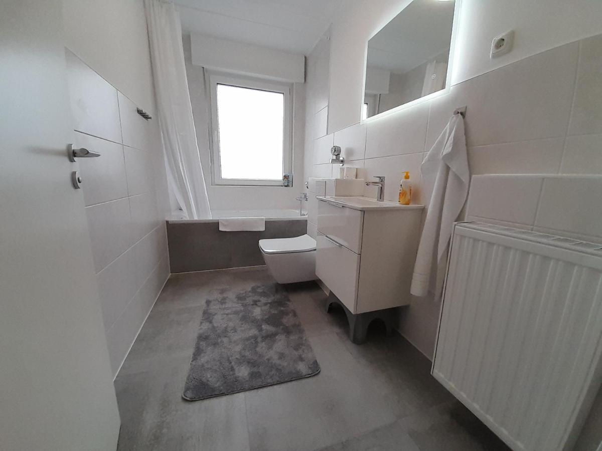 4-Zimmer-Ferienwohnung, Modern, Kueche, Wlan, Netflix كاستروب روكسل المظهر الخارجي الصورة